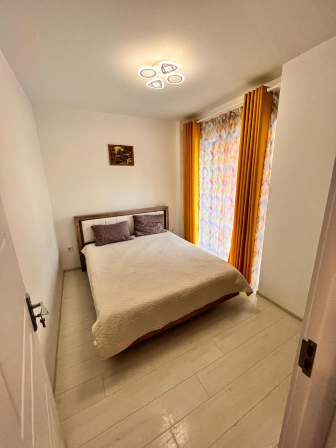 2 Rooms Apartment Airy & Bright Relax 이아시 외부 사진